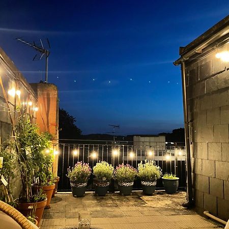Epic Location, Views & Large Private Terrace Leilighet Windsor Eksteriør bilde
