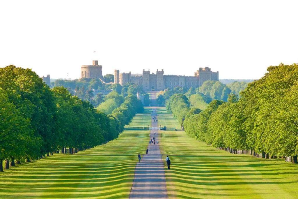 Epic Location, Views & Large Private Terrace Leilighet Windsor Eksteriør bilde